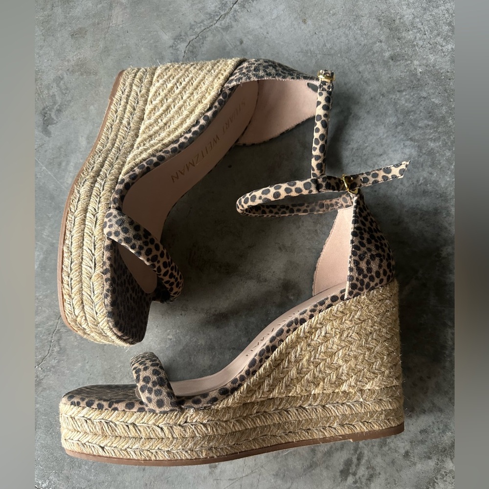 Stuart Weitzman Floria Wedge Sandals - Picture 5 of 8